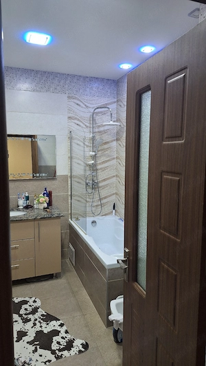 Vând apartament 3 camere - imagine 10