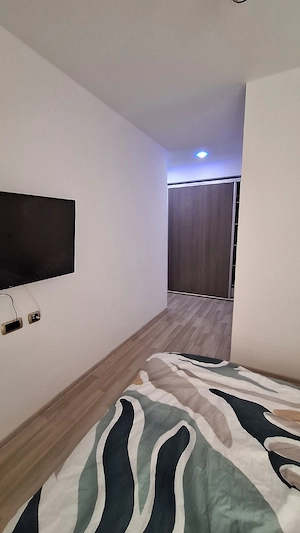 Vând apartament 3 camere - imagine 3