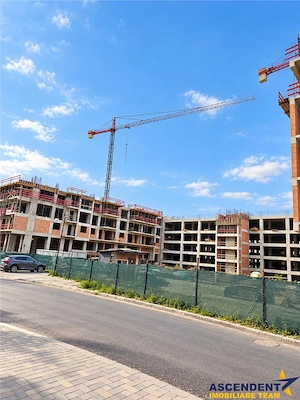 Spatiu Comercial 142 mp, 2 parcari, potential flexibil de valorificare: Brasov Avantgarden 3 - imagine 5