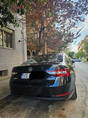 Skoda Superb  - imagine 3