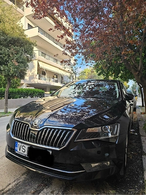 Skoda Superb  - imagine 2