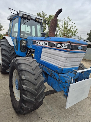 Tractor Ford-New Holland TW35 - imagine 3