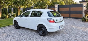Opel Astra H- km 70.000   - imagine 2