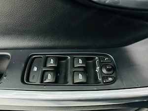 Volvo XC60 - imagine 13