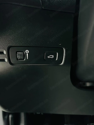 Volvo XC40 - imagine 12