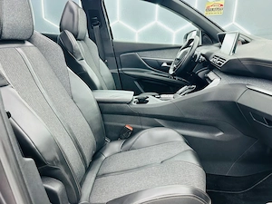 Peugeot 3008 - imagine 17