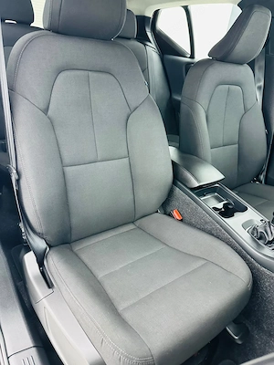 Volvo XC40 - imagine 18