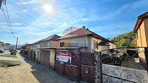 Casă de vânzare str. Baznei - imagine 2