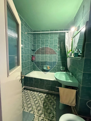 Apartament cu 4 camere de închiriat - imagine 7