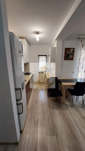 🏡 APARTAMENT CU 3 CAMERE, TERASĂ ȘI PARCARE PROPRIE - imagine 3