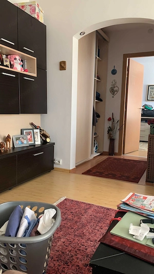Ofer apartament pentru inchiriat perioada indelungata , - imagine 3
