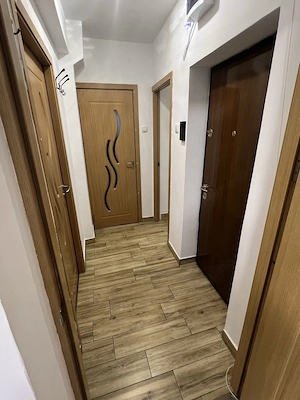 De inchiriat apartament 2 camere decomandat - CALEA BUCURESTI + loc de parcare - imagine 8