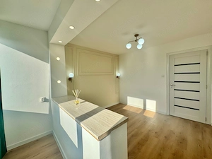 Sagului, Renovat complet, Etaj intermediat - imagine 2