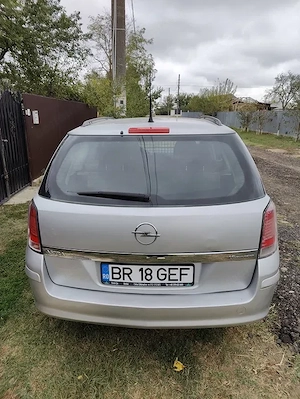 Opel Astra H Caravan 1.6 Benzină - imagine 4