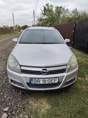 Opel Astra H Caravan 1.6 Benzină - imagine 3