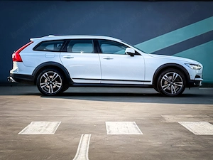 Volvo V90 Cross country 2.0d AWD fara euro 6 fara ad blue - imagine 3