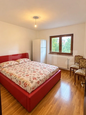 Apartament 4 camere, etaj 1 de vanzare - imagine 1
