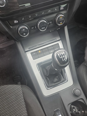 Skoda octavia 3 1.6 tdi 110 cp 6 trepte  - imagine 2