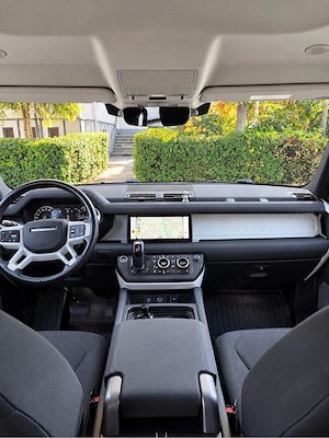 Land Rover Defender 110 D200 2020 AWD Automată, 65.000 KM, Suspensie Pneumatică, 360 , ACC - imagine 6