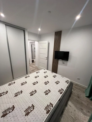 Apartament 2 camere ZONA Rovine - imagine 3