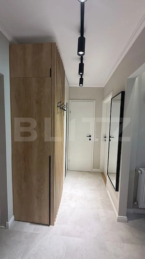 Apartament ultrafinisat, 2 camere decomandate , panorama , zona Primaverii  - imagine 7