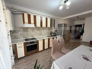 Apartament 3 camere, 53mp, 2 balcoane - imagine 2