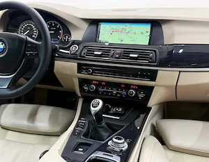 BMW Seria 5 520d Luxury Line - imagine 16