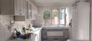 Casa cu 2 fronturi si pozitie foarte buna pe dn 1 A in Lipanesti - imagine 2