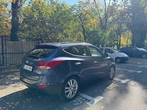 Hyundai ix35 2.0 CRDi | 184 CP| 4x4 AUTOMAT | 2012 | 188.250 km | Interior piele