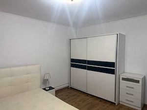 Inchiriez apartament 3 camere - imagine 2