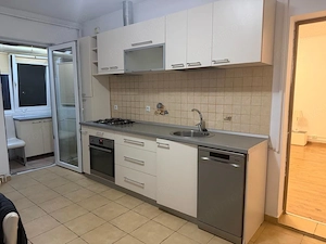 Inchiriez apartament 3 camere - imagine 8