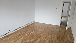 Vand apartament 2 camere decomandat in Deva, zona Dorobanti, etaj 3, izolat exterior,  - imagine 3