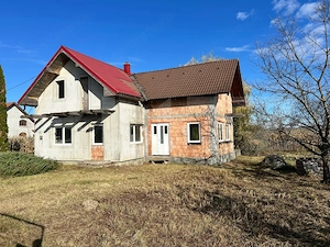 De vanzare teren de 3.500 mp cu constructie in Stejeris - imagine 2