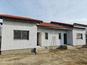 DUPLEX PE PARTER - BUCATARIE INCHISA - FINISAJE LA CERERE