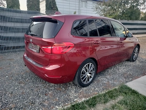 BMW 218 GranTour cutie automata Euro 6 model 2016 - imagine 2