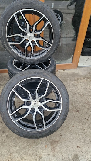 Set 4 jante AEZ Raise R17 + anvelope mixte 225/45 R17