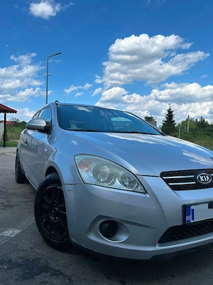 Kia Ceed Coupe 2009 - imagine 2