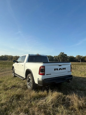 Vand Dodge Ram1500 Rebel - imagine 4