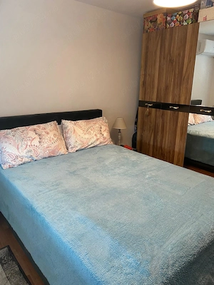 Vand garsonieră decomandata + boxa de 2mp tot la etaj 4 - imagine 3