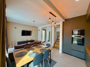 Casă tip duplex - 4camere - mobilata si utilata - Zona Est - Timisoara - imagine 3