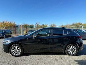 Mazda 3 - 05 2017, 1.5 Diesel, Euro6, 138.064km, Foarte ingrijita, Senzori Parcare, Încălzire Scaune - imagine 4