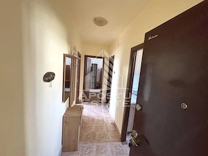 Apartament cu 2 camere de inchiriat,curte comuna,Complex Studentesc - imagine 7