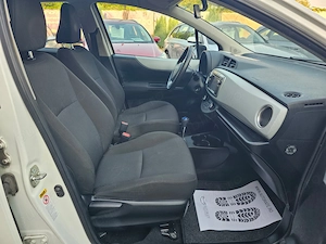 Toyota Yaris 1.5 Hybrid Life 2012 - imagine 5