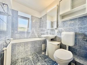 Apartament cu 3 camere de vanzare izolat cu boxa in Gheorgheni - imagine 15