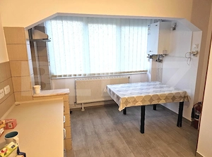 Apartament 2 camere, Etaj 1, Decomandat Tractorul de vanzare - imagine 2