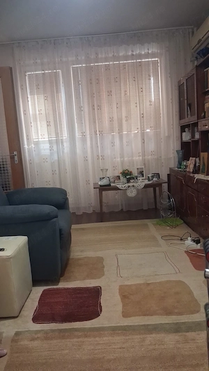 Vand apartament 3 camere Drumul Taberei