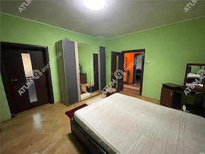 Casa 3 camere decomandate curte comuna terasa zona Hipodrom Sibiu - imagine 3