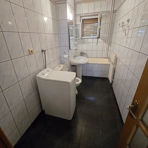  Spre vânzare | Apartament 3 camere  - imagine 6