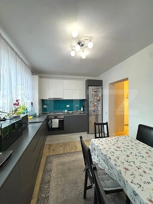 Apartament decomandat, 2 camere, 58mp, balcon, renovat, zona Teilor - imagine 9