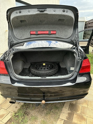 BMW 318 d, 2010 - imagine 8